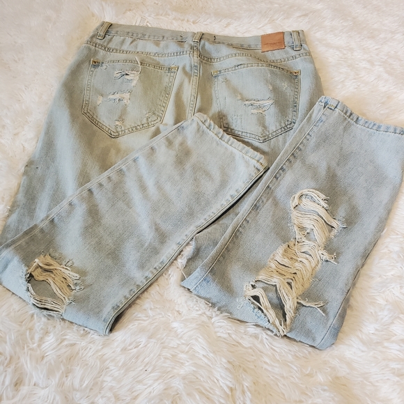 ZARA Ripped Washed Denim - Picture 5 of 9